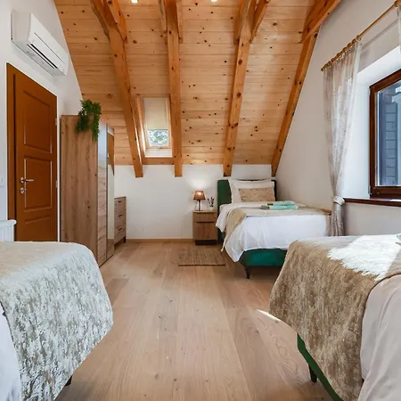 Sokol - Falcon's Nest Gračac